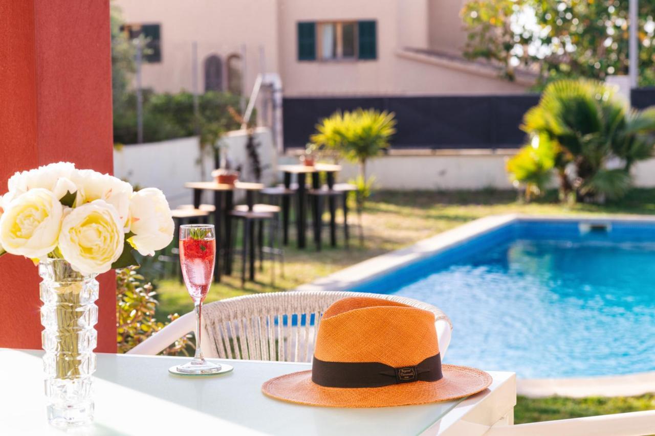 Red House Bed & Breakfast Llucmajor  Εξωτερικό φωτογραφία