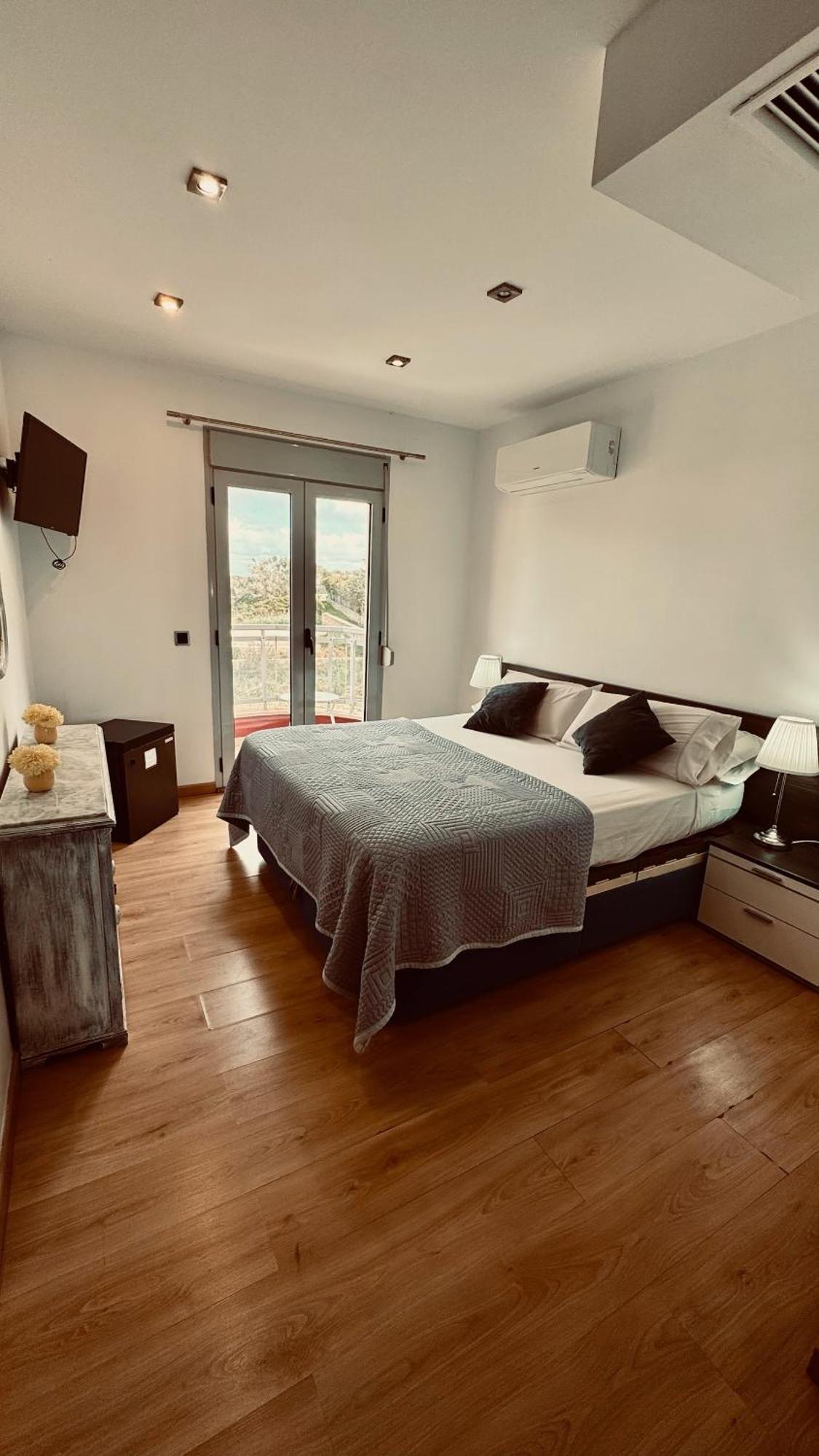 Red House Bed & Breakfast Llucmajor  Εξωτερικό φωτογραφία