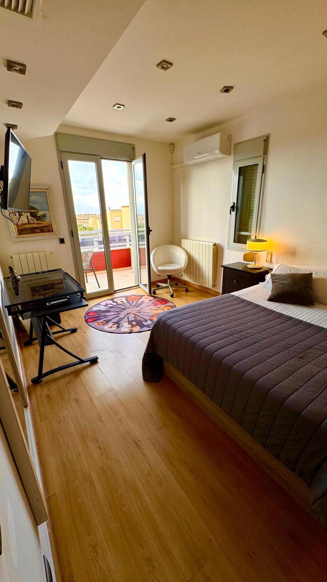 Red House Bed & Breakfast Llucmajor  Εξωτερικό φωτογραφία
